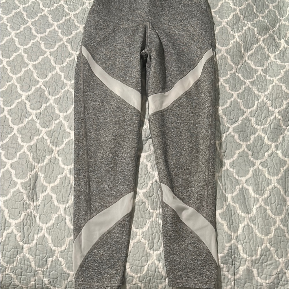 Aerie Gray and White Leggings